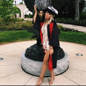 Meet your Posher, Virginia